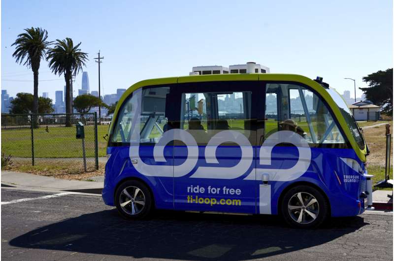 San Francisco launches driverless bus service following robotaxi expansion