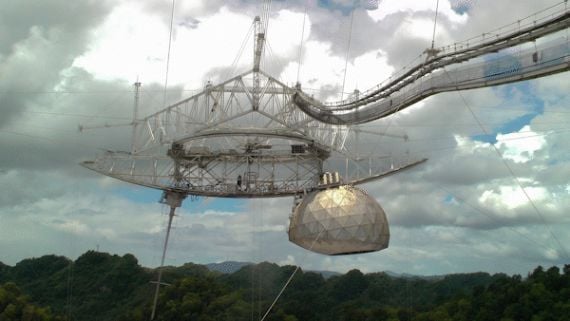 Receiver of the Arecibo Telescope, Puerto Rico. FRB data was provided by the Five-hundred-meter Aperture Spherical Telescope (FAST) in China and the Arecibo Telescope in Puerto Rico, two of the largest single-dish telescopes in the world. Unfortunately, the Arecibo Telescope was damaged and subsequently decommissioned in 2020. 