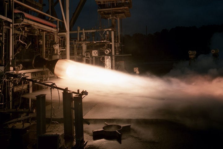 A Fastrac engine undergoes testing at Marshall Space Flight Center. The turbopump used in this design was manufactured by Barber-Nichols, which went on to produce similar designs for companies such as SpaceX.