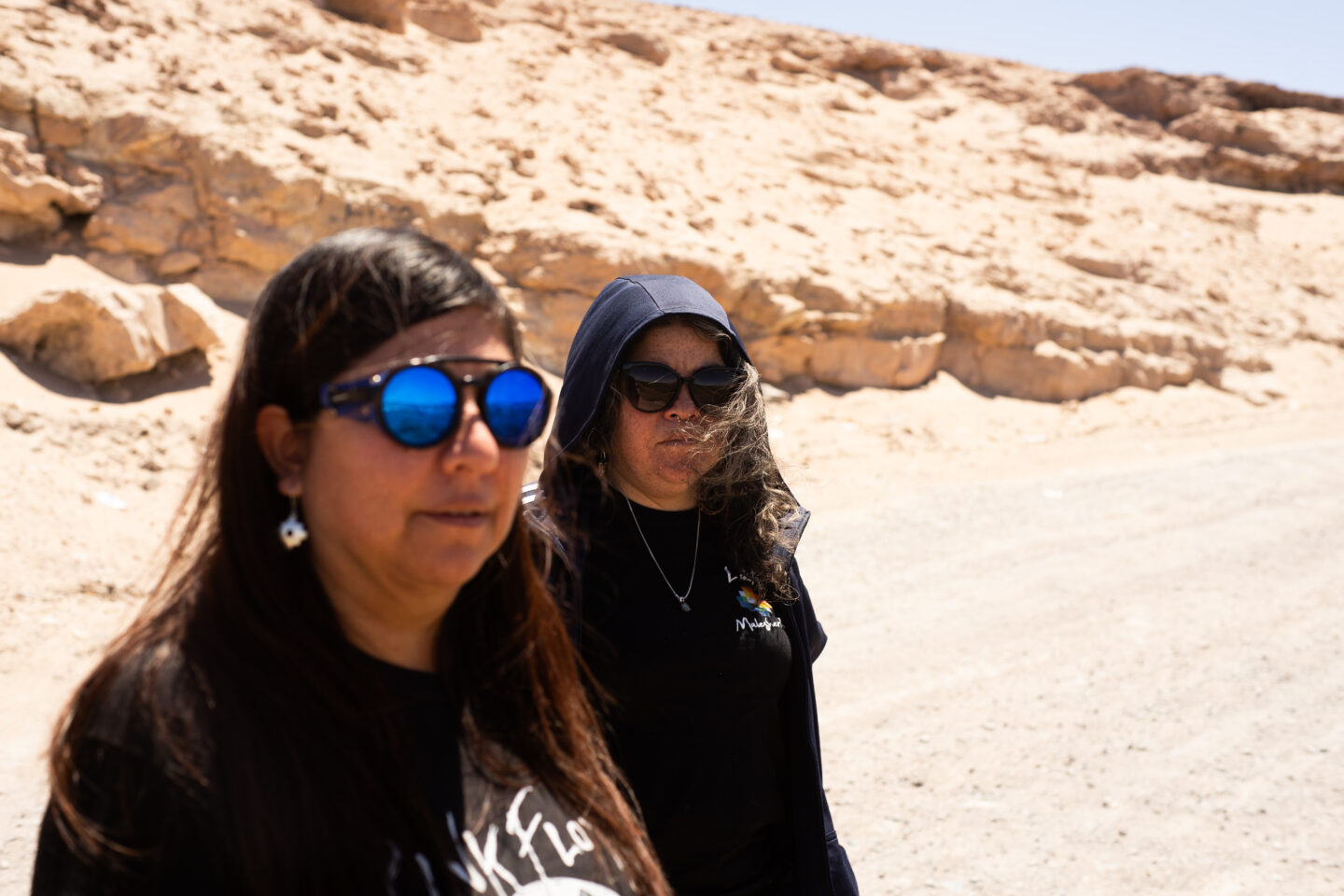 Copper mining pollution campaigners Andrea Vásquez Alfaro (front) and Carmen Galaz Miranda (back)