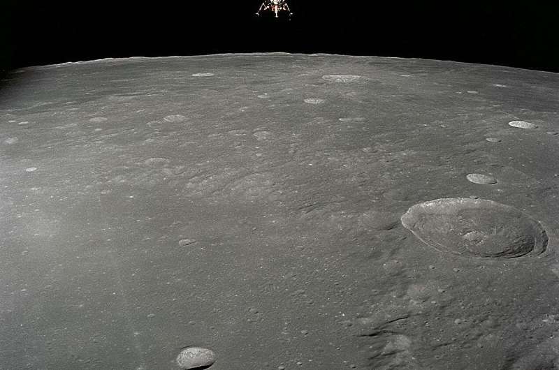 The Apollo 12 Lunar Module Intrepid prepares to descend toward the surface of the moon where it is clearly visible there is no significant atmosphere. Credit: NASA The hidden danger of lunar micrometeoroid storms